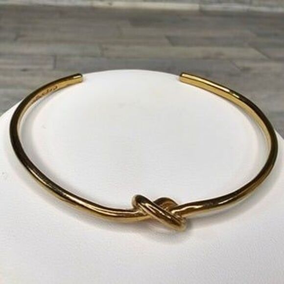 stella & dot Gold Tone Knot Cuff Bracelet 6.5"L - Picture 1 of 3